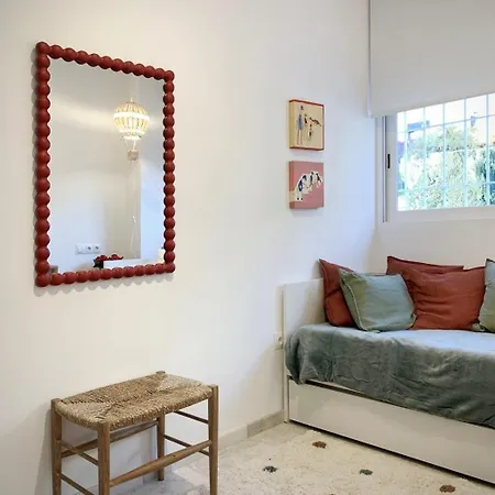 Centro, Parking Y Jardin, 6 Personas, Bonito *